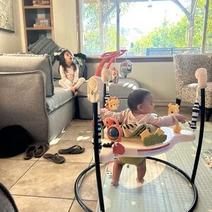 Meet your Posher, Layla